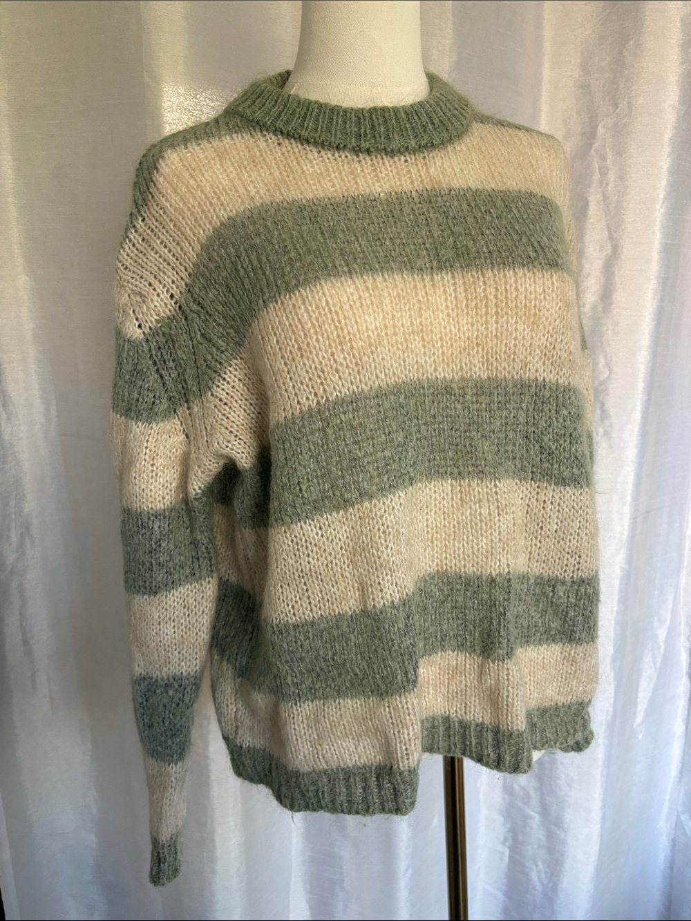 Mohair Striped Green and Cream Cozy Knit Sweater - Picture 2 of 7